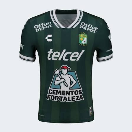 Mexico Soccer & Snacks Deluxe Box (Includes Jersey)